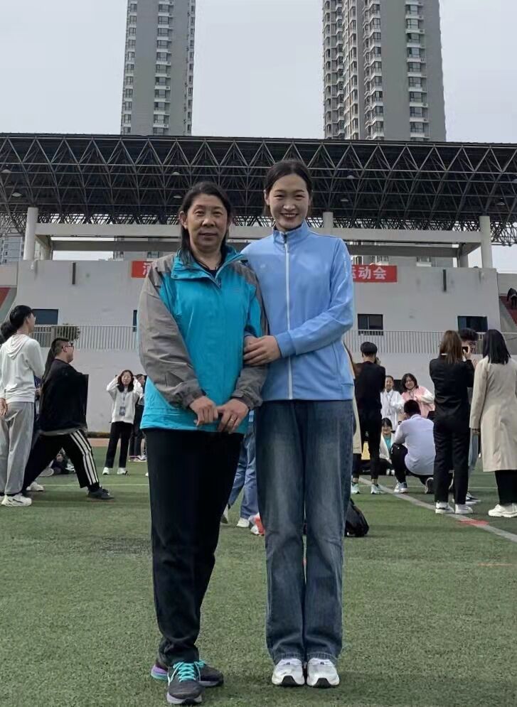 何元---河北科技師范學院農(nóng)村發(fā)展專業(yè)碩士研究生。