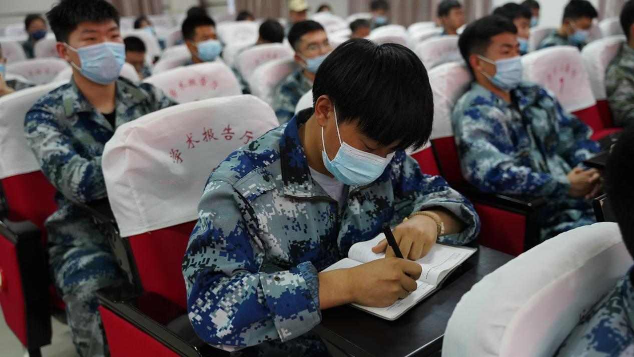 憶軍旅青春 走規劃人生——賀陽集團退役軍人大學生人生規劃專題講座