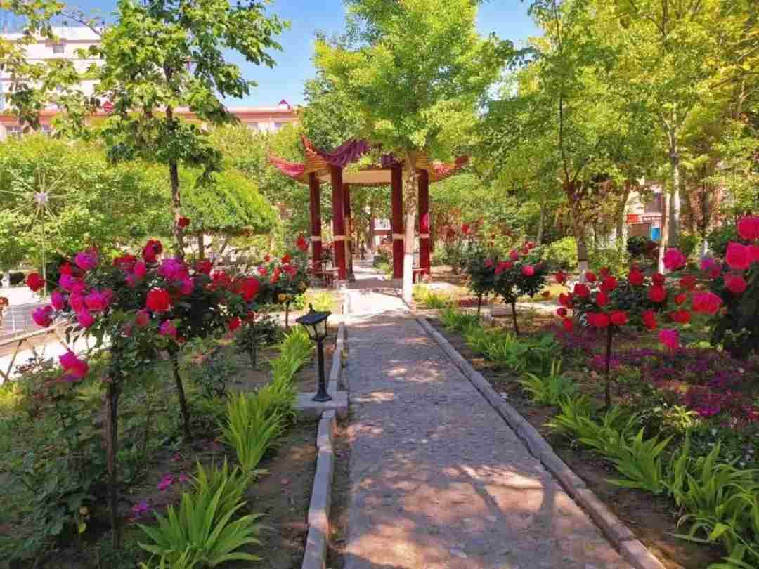 談一別奮斗路 聚四載同窗情 ——保定理工學(xué)院2022屆畢業(yè) 生歡送會