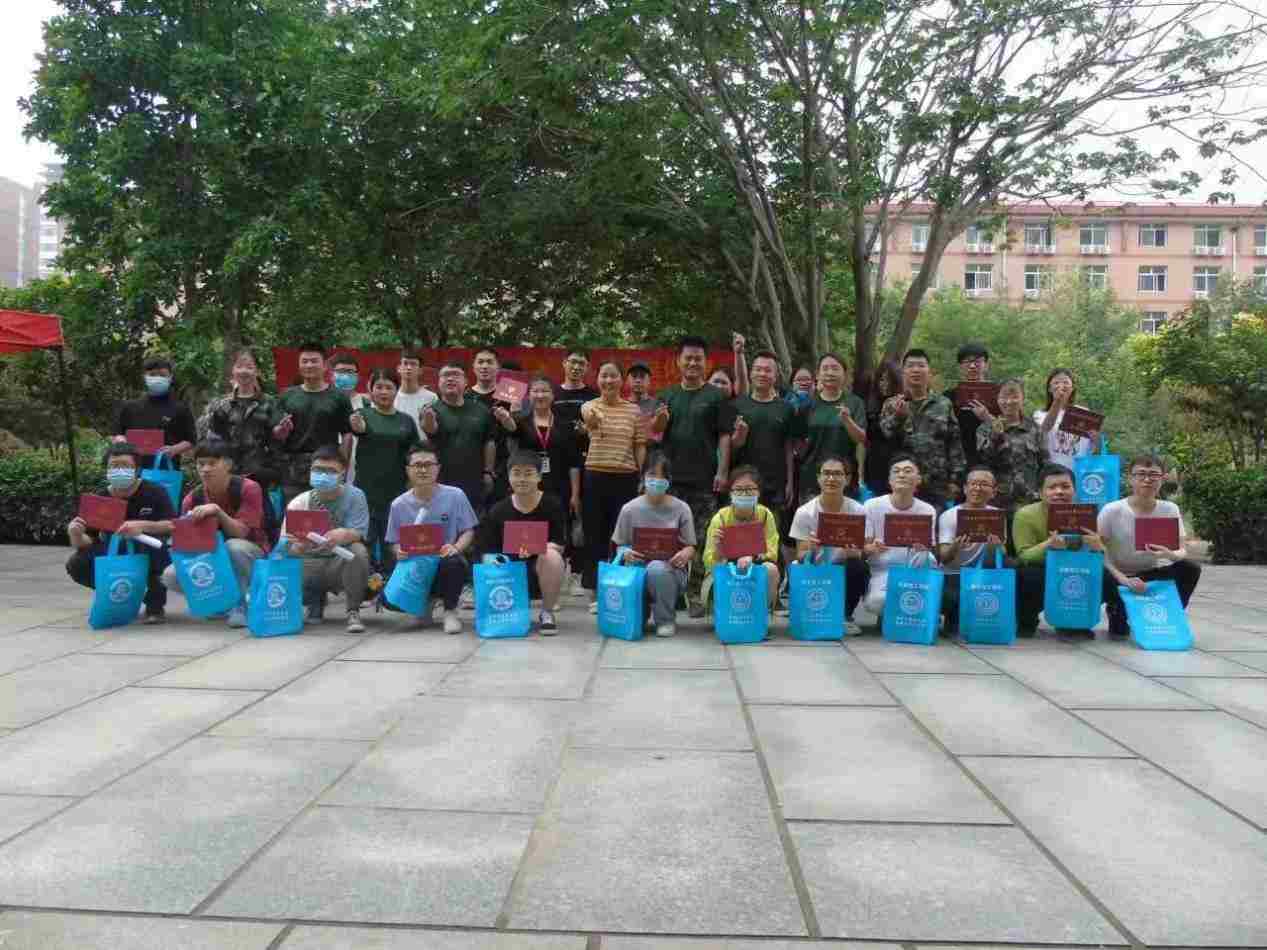 談一別奮斗路 聚四載同窗情 ——保定理工學(xué)院2022屆畢業(yè) 生歡送會