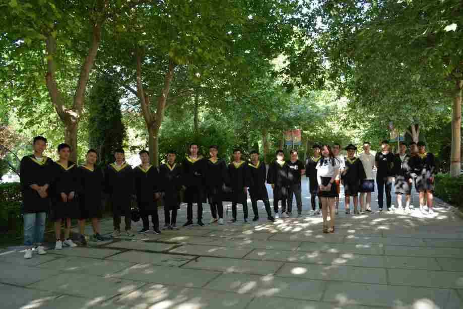 談一別奮斗路 聚四載同窗情 ——保定理工學(xué)院2022屆畢業(yè) 生歡送會