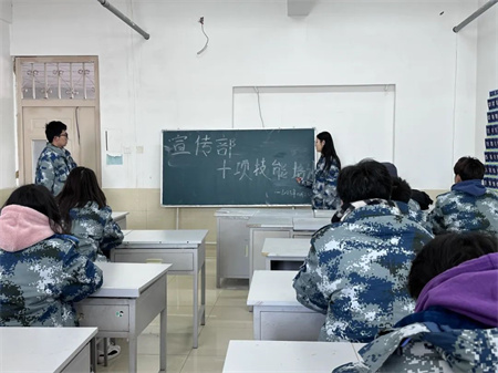 “技能拓展，激發潛能”——保定理工學院藝術學院開展十項技能培訓