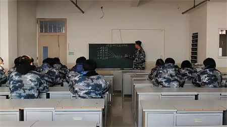 “技能拓展，激發潛能”——保定理工學院藝術學院開展十項技能培訓