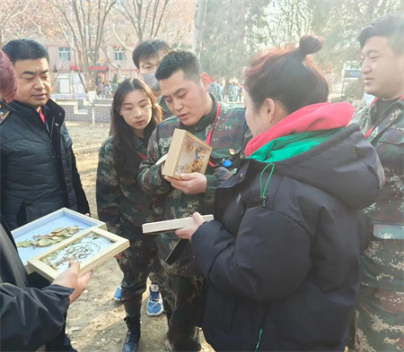 “草木皆待春，你我共護綠”——保定理工學院藝術學院開展“3.12植樹節”主題活動