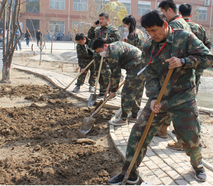 我為同學做實事｜ 以“勞”樹德，以“勞”育美
