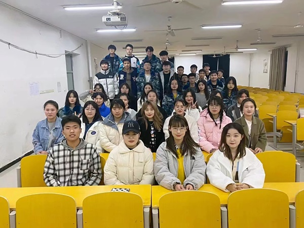 培樹經(jīng)典|管理學(xué)院|先進引領(lǐng)方向，榜樣凝聚力量（五）