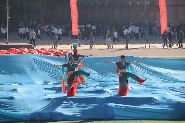 培樹經(jīng)典|管理學(xué)院|先進引領(lǐng)方向，榜樣凝聚力量（五）