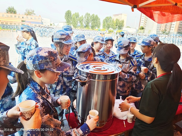 保定理工學院||管理學院||揚帆起航，2023級軍訓進行時！