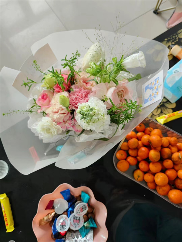 溫情滿溢，感恩母親——母親節快樂