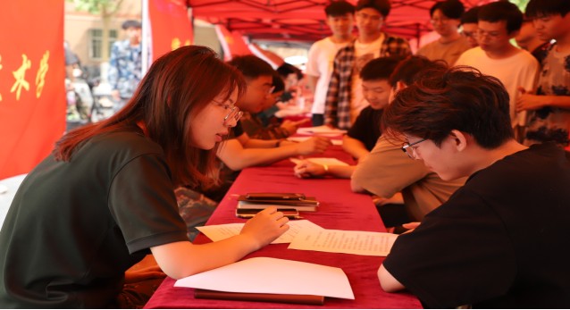 我校舉辦“就業問診”線下就業指導活動