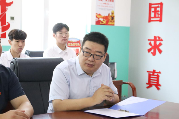 愛國教育|保定理工學院|管理學院|我院成功與中國育德中學進行大學生愛國主義教育基地掛牌儀式