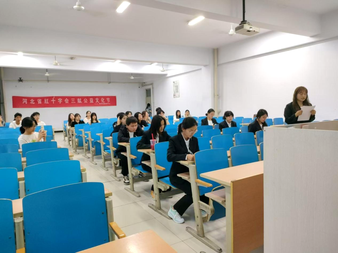 “三獻”進校園|共話愛心與責任:“三獻”主題辯論賽圓滿結束