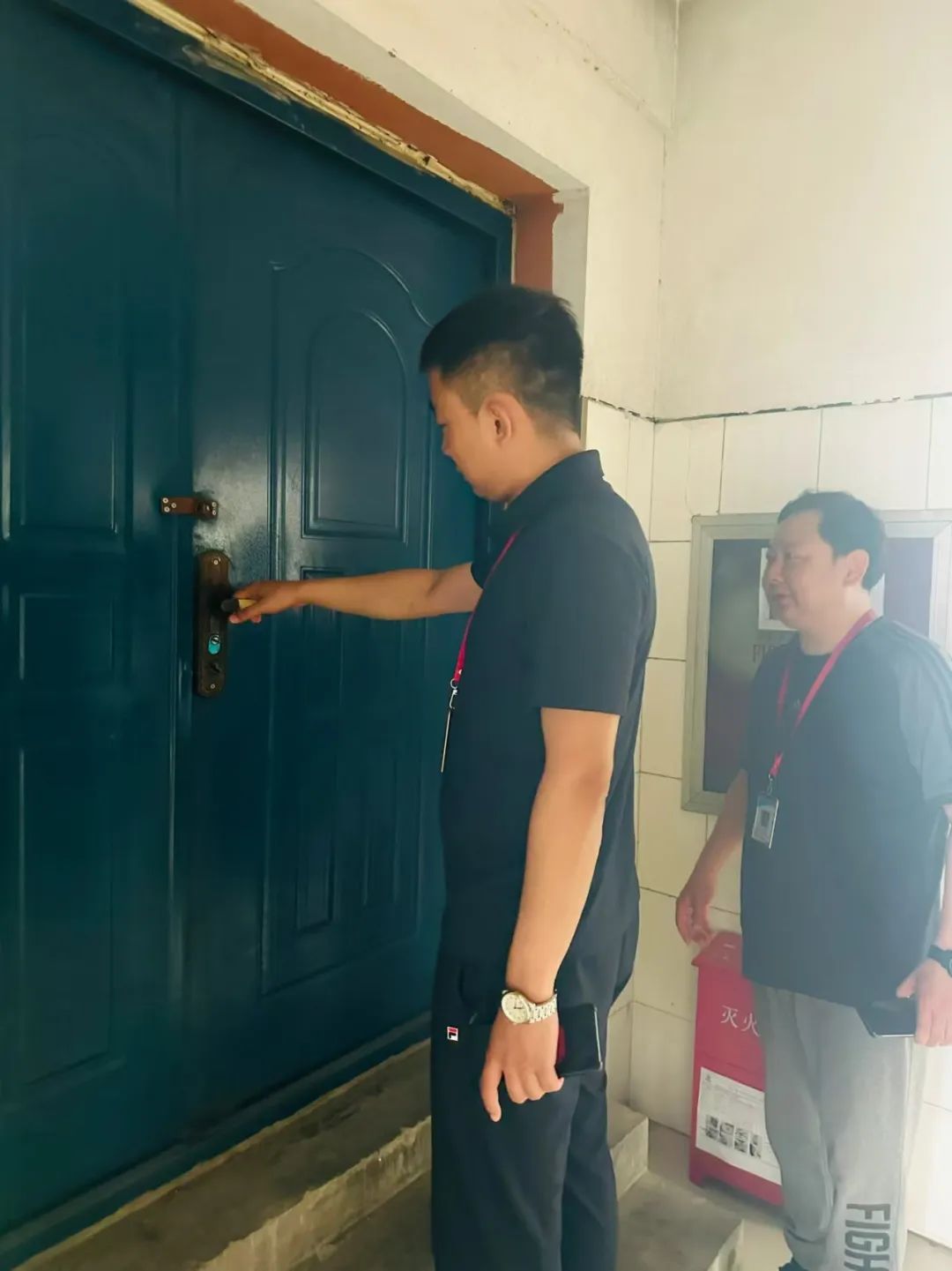 學工處組織開展學生宿舍樓 天臺安全防護專項檢查