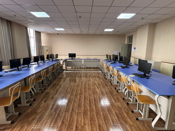 經濟學院實驗室建設介紹