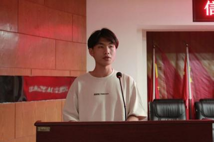 勞動鑄就夢想 奮斗開創未來  信息科學與工程學院開展勞動教育月  表彰大會