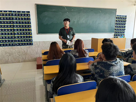 往屆優秀畢業生分享求職秘籍，助力畢業生找到心儀工作