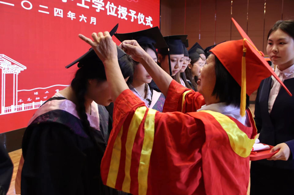 畢業典禮|保定理工學院|管理學院|2024年畢業典禮暨學士學位授予儀式