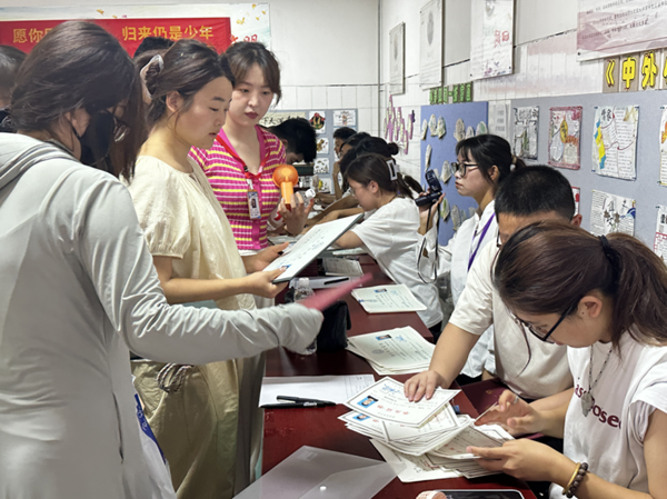 畢業季|保定理工學院|管理學院|畢業驪歌起，青春再啟航—我院2024屆畢業生平安離校