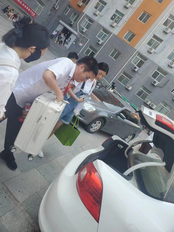 畢業季|保定理工學院|管理學院|畢業驪歌起，青春再啟航—我院2024屆畢業生平安離校