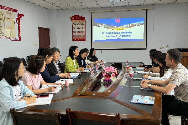 我院赴承德醫學院考察交流