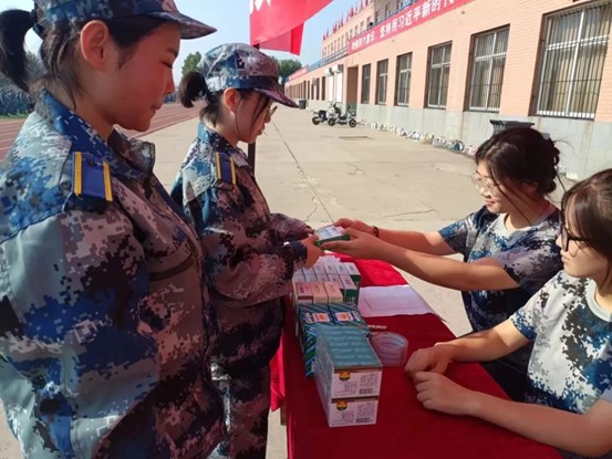 軍訓·手拉手活動