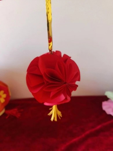 弘揚傳統文化 傳承愛國情懷——教育學院開展創意燈籠制作活動