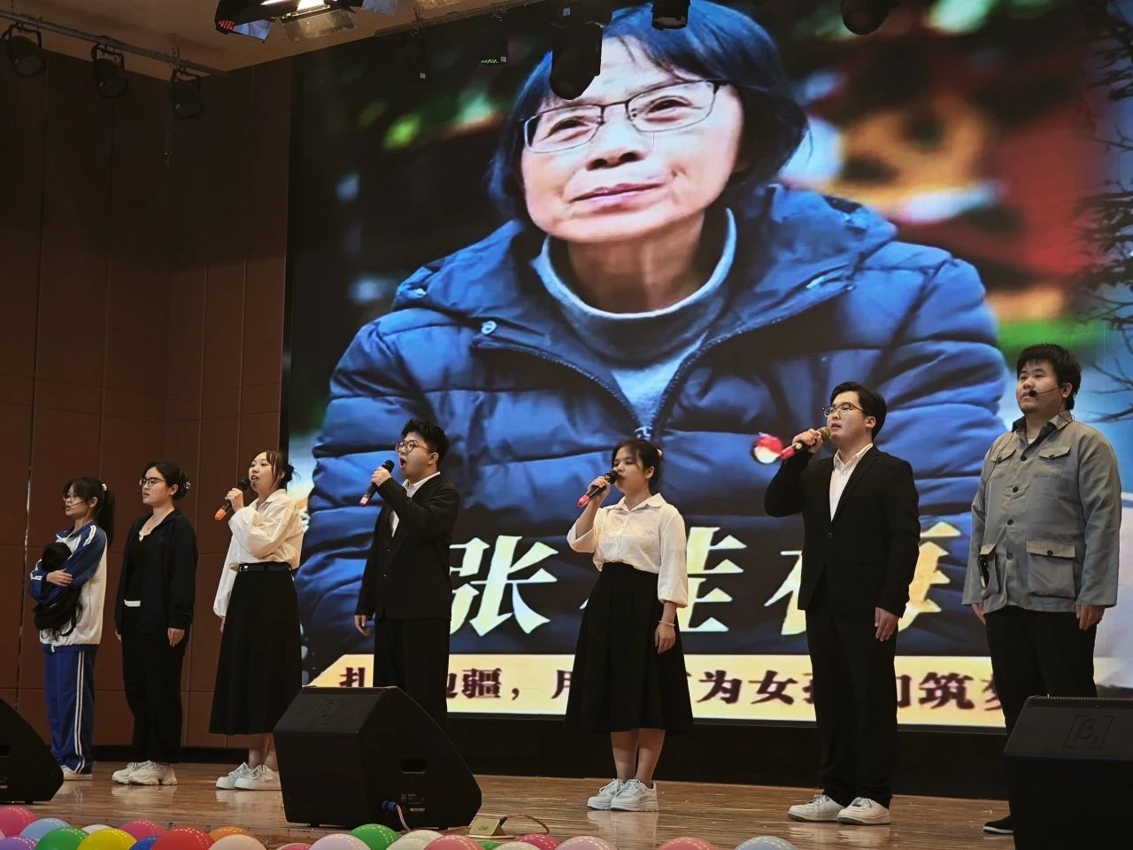 以“實踐”賦能 涵養(yǎng)優(yōu)秀學(xué)風(fēng)——“賡續(xù)教育初心 踔厲奮發(fā)向未來”2023學(xué)年實習(xí)表彰大會圓滿結(jié)束