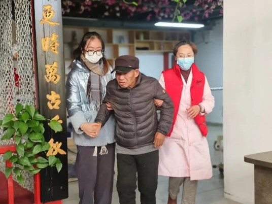 “揚愛老美德，獻志愿精神”志愿服務慰問活動圓滿結束