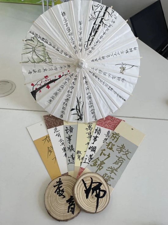 美育如光，熹微朝陽