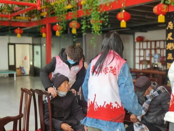 “揚愛老美德，獻志愿精神”志愿服務慰問活動圓滿結束