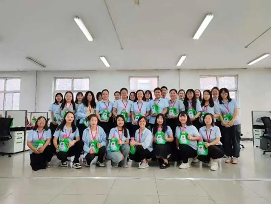 老師，請簽收教師節禮物