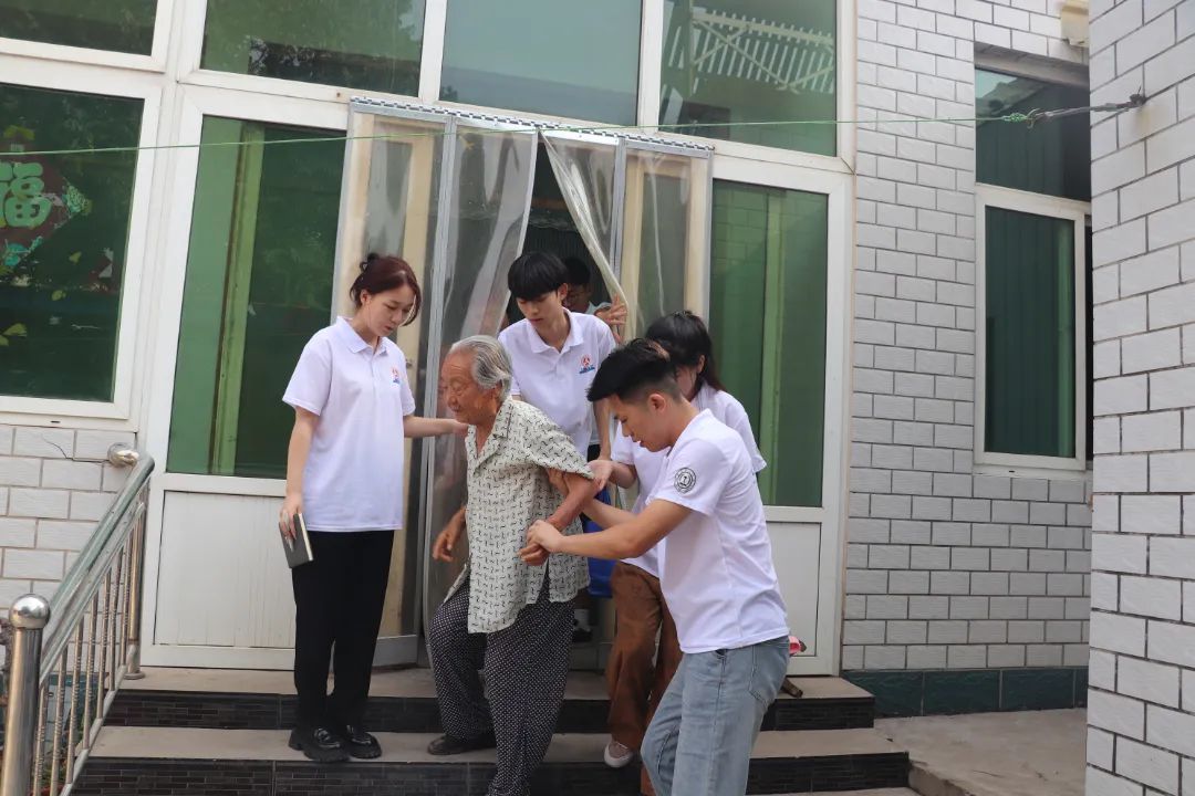 社會實踐(十二)|追溯紅色記憶,筑牢信仰根基——保定理工學院會計學院“三下鄉(xiāng)”社會實踐