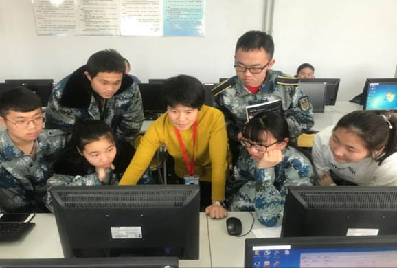 信息科學與工程學院盧秀麗榮獲河北省師德標兵稱號