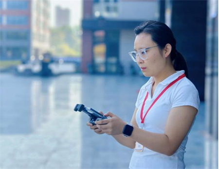 藝術學院廣播電視編導專業(yè)教師圓滿完成無人機技術培訓