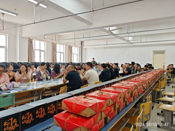 月滿中秋,師恩難忘|信工學院開展“感師恩，迎中秋”主題活動