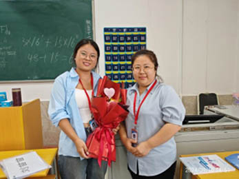 月滿中秋,師恩難忘|信工學院開展“感師恩，迎中秋”主題活動