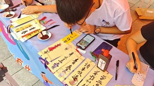 我為同學做實事 | 教育學院“以‘心’迎‘新’，‘育’你相遇”