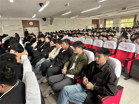 青春逐夢路 就業啟華章 藝術學院大學生風電能源就業宣講會成功舉辦