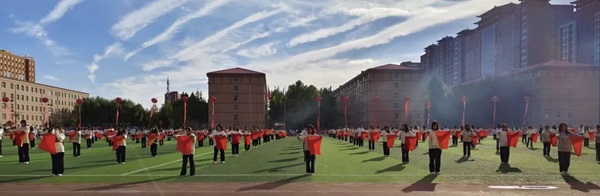 運動會開幕式|保定理工學院|管理學院|燃情啟幕運動會，綻放風采展雄姿