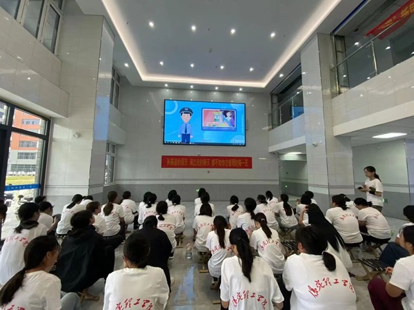 保定理工學院|管理學院|青春筑防線，共筑無邪夢