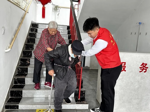 孝老敬老｜保定理工學院｜管理學院｜傳承孝老情 志愿暖人心——善孝居老年服務中心志愿服務