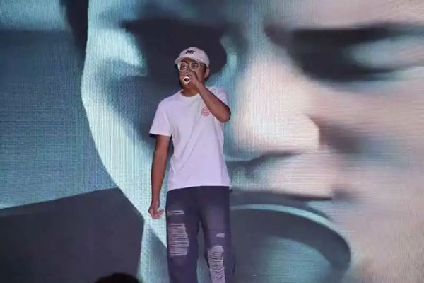 新生風(fēng)采|保定理工學(xué)院|管理學(xué)院|“璀璨晚會啟新程，輝煌篇章展未來”新生晚會