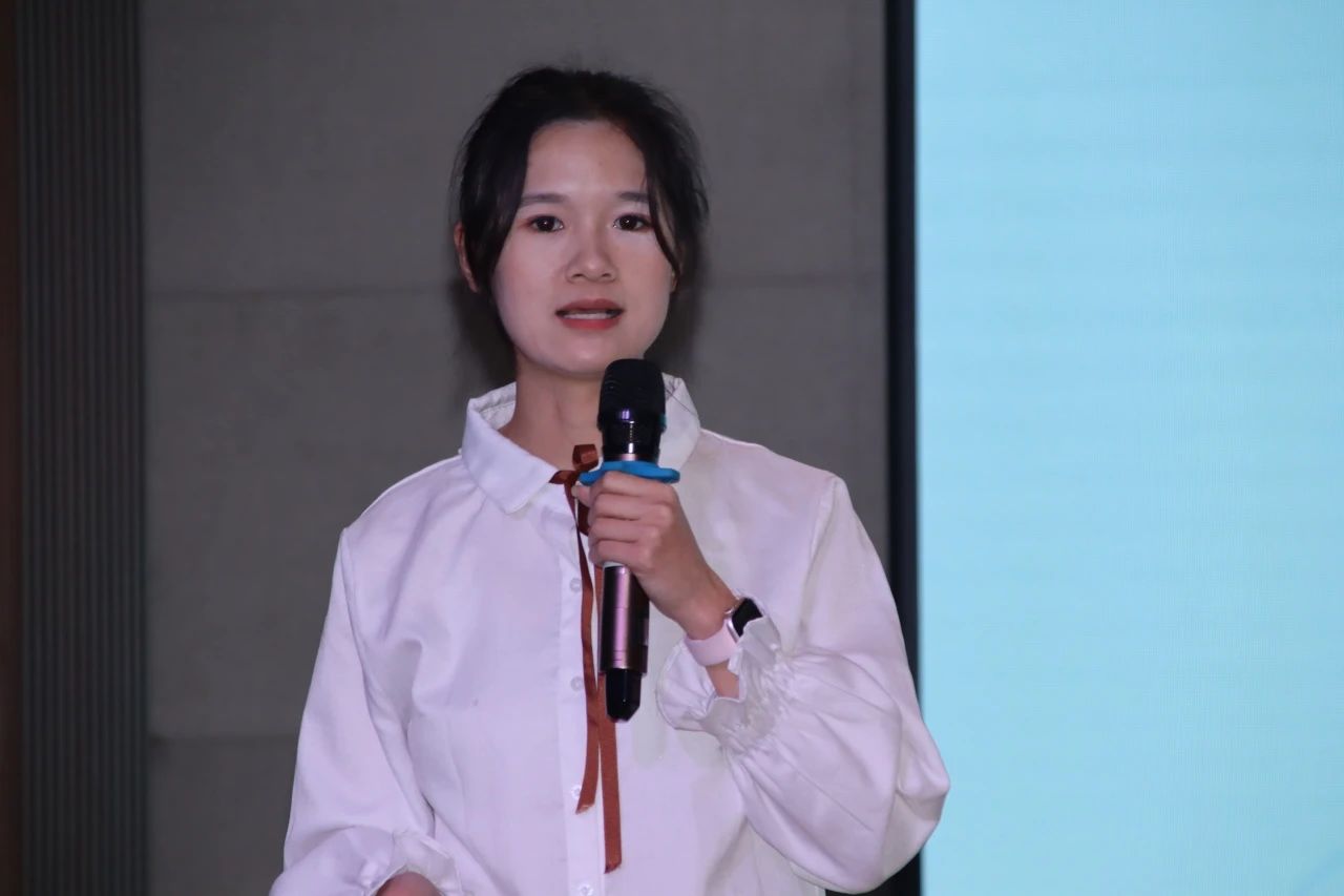 專業競賽|保定理工學院|管理學院|“化繁為‘簡’，‘職’面未來”簡歷大賽