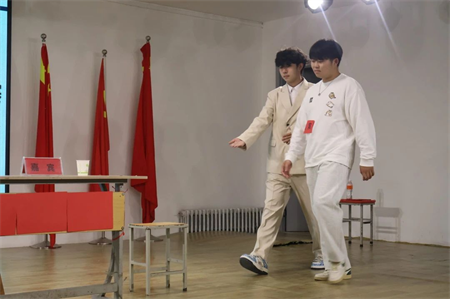 “青春有‘禮’ ‘儀’路前行” 保定理工學院藝術學院商務禮儀大賽完美落幕