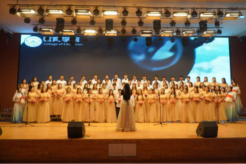 青春校園|以青春之名，頌盛世華章--保定理工學院紀念“一二·九”運動大型合唱會圓滿落幕