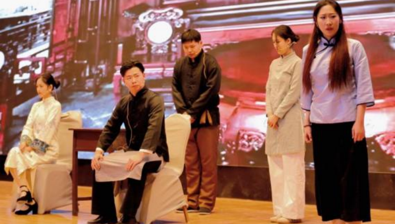 保定理工學院藝術學院舉辦 “聲采飛揚·夢啟新章”2025屆播音與主持藝術專業畢業匯演