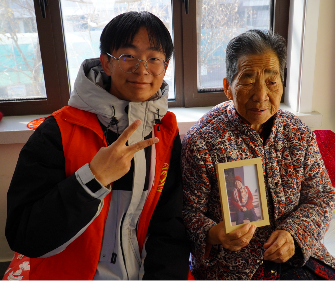 時光留影，溫暖夕陽 ——保理青年志愿者養老院拍照送暖行動