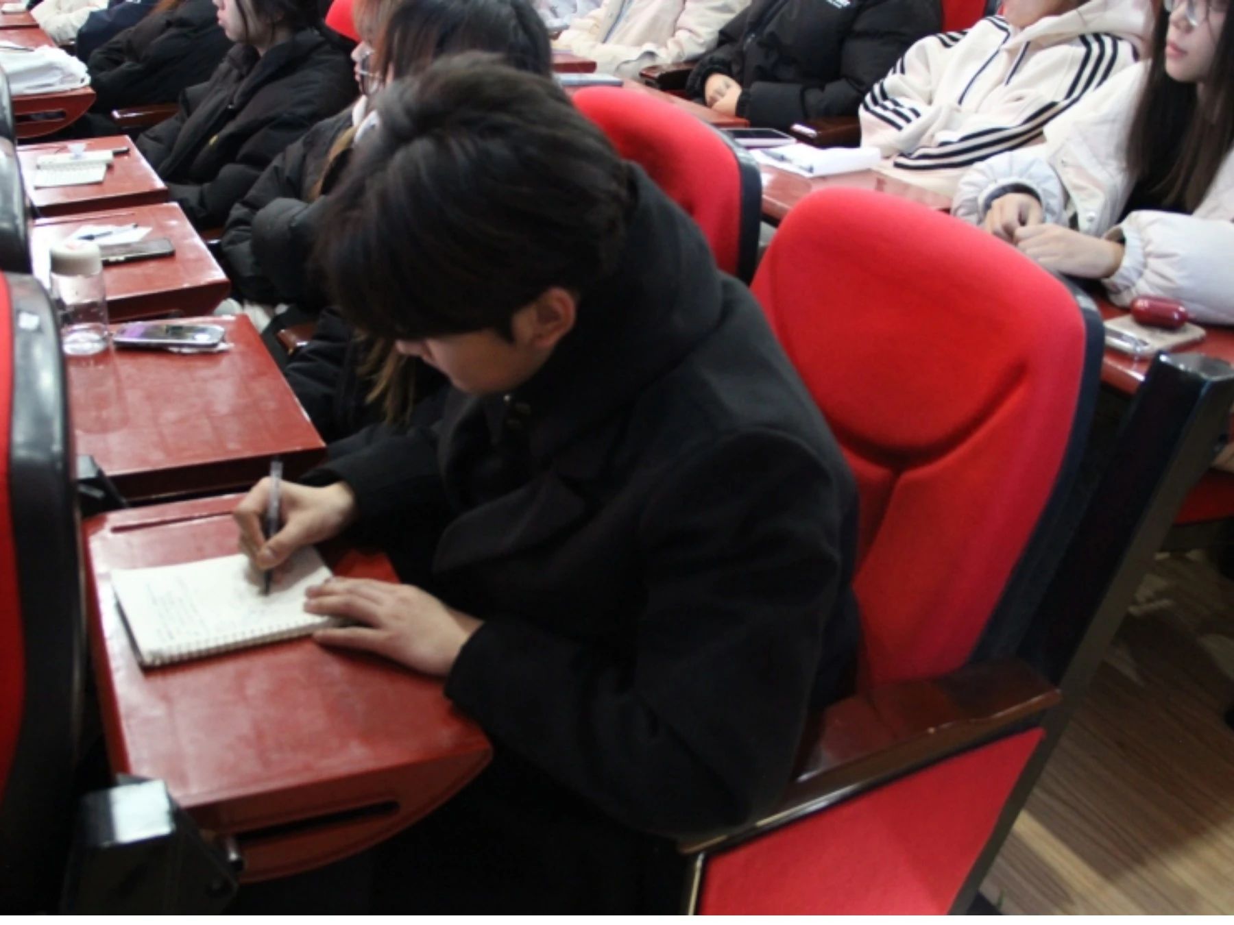 文明用網新征程，法制教育引航標——保定理工學院舉辦“文明用網，法制教育”主題講座