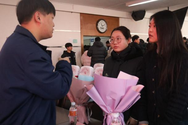 保定理工學院成功舉辦考研經驗分享會