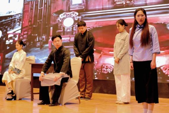 “聲采飛揚·夢啟新章”——保定理工學院藝術學院舉辦2025屆播音與主持藝術專業畢業匯演